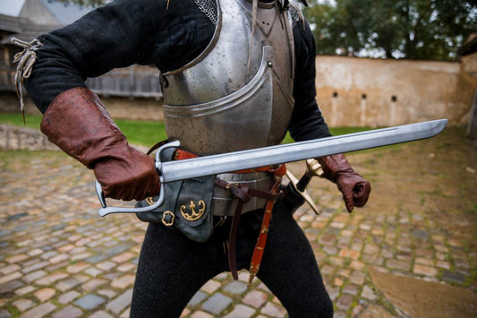Hanger - one-handed sword