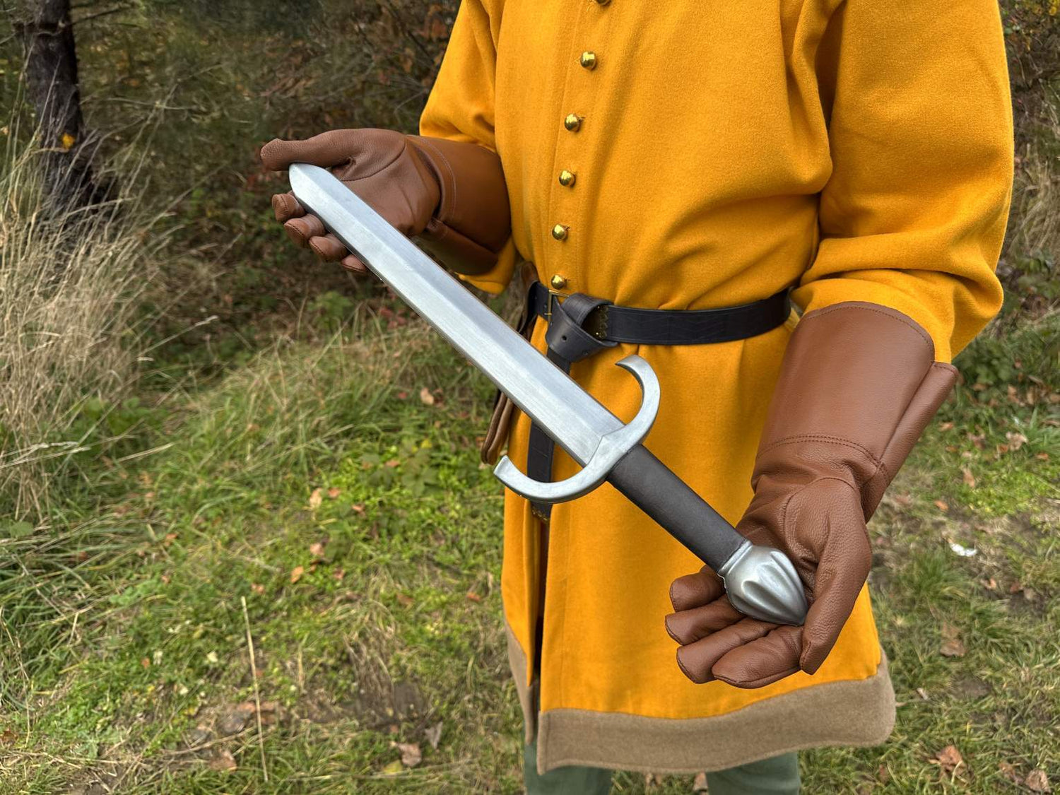 Fencing daggers