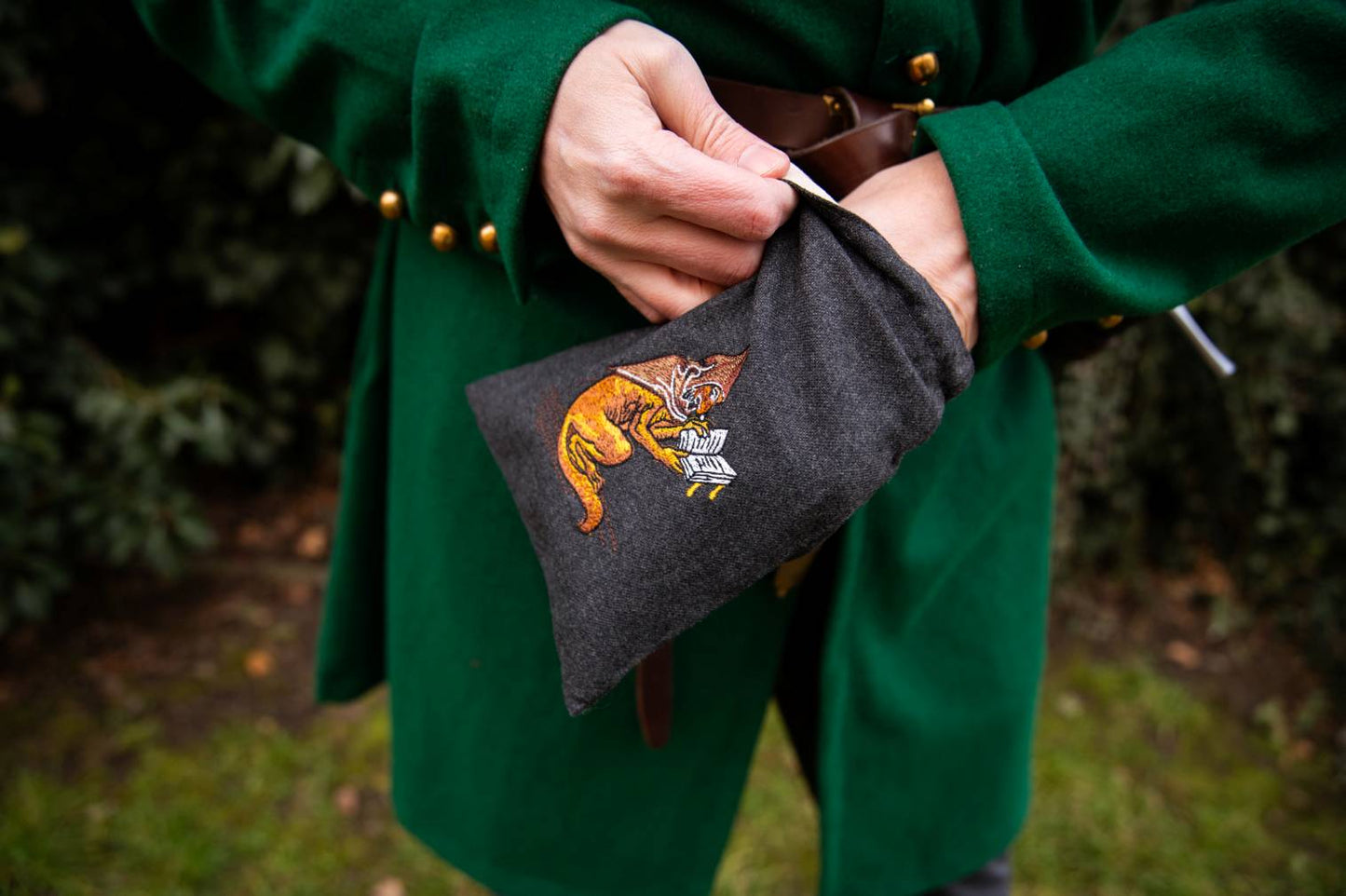 Embroidered bag - Fox